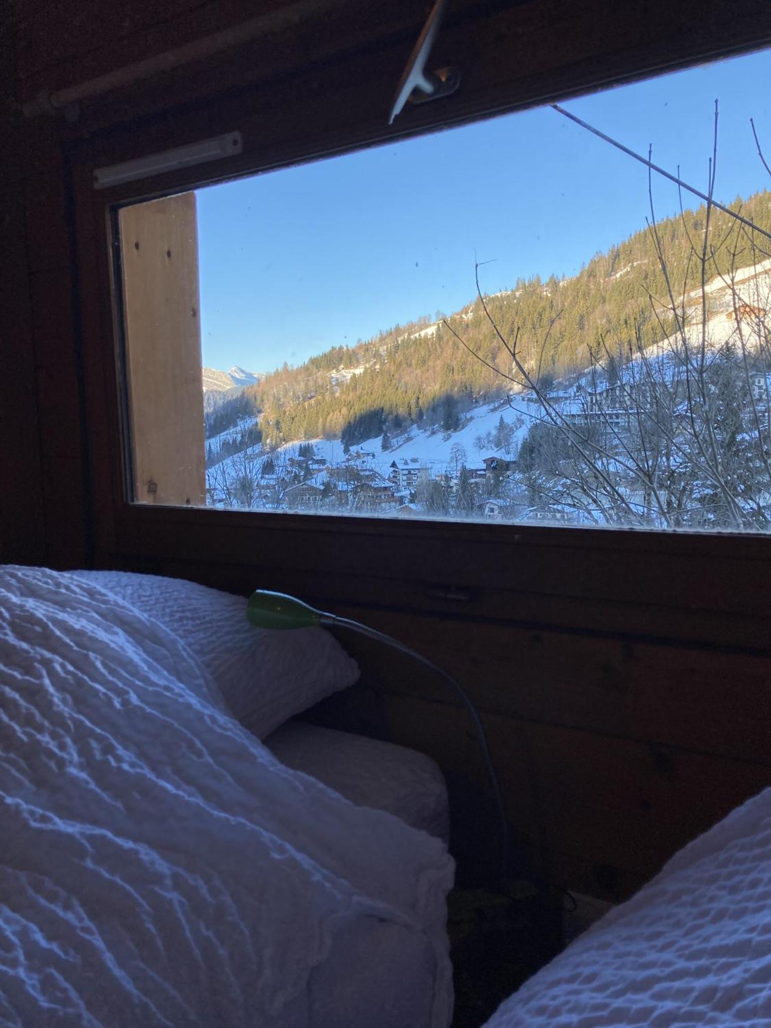 Auberge De Jeunesse Hi Ла-Клюза Екстер'єр фото