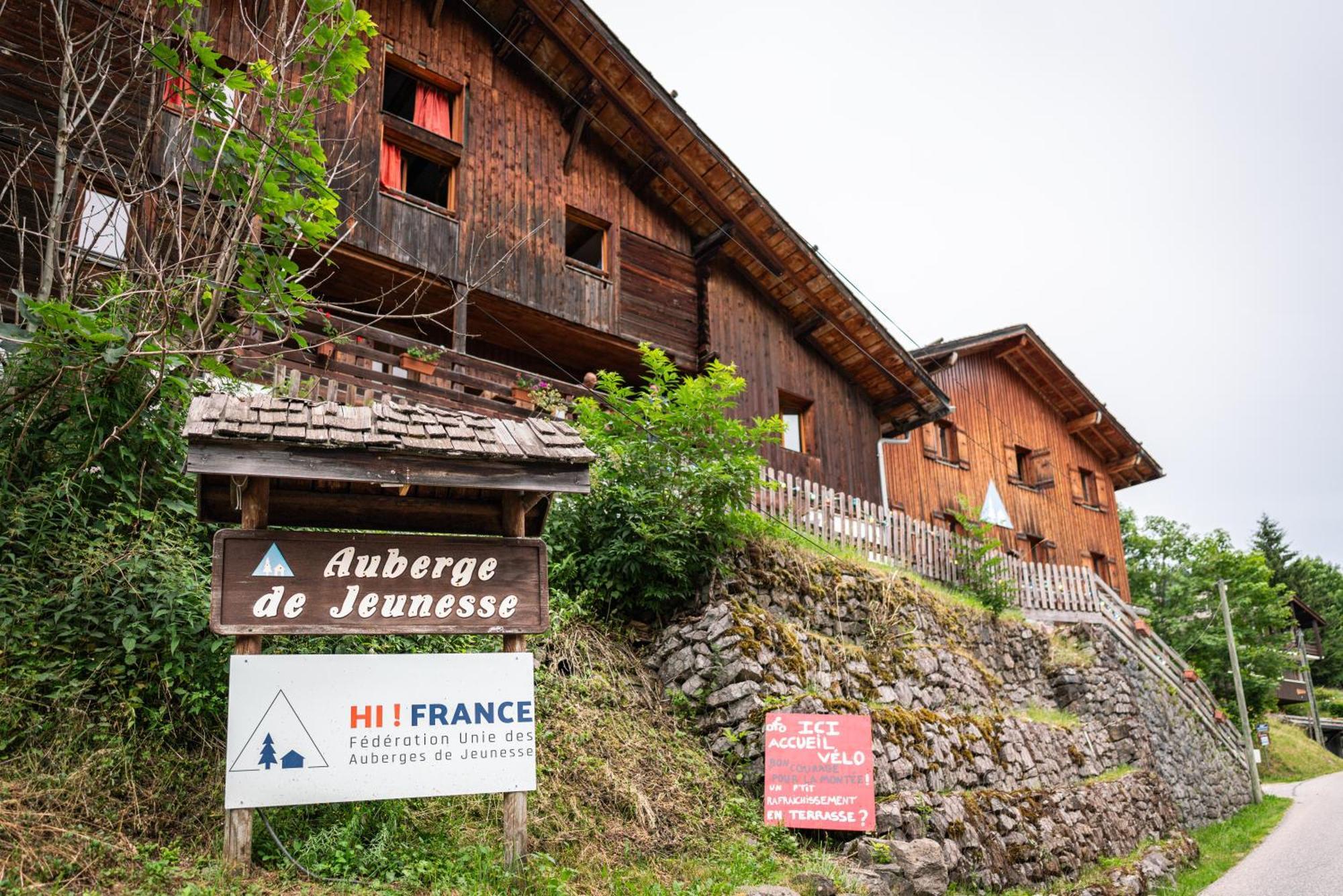 Auberge De Jeunesse Hi Ла-Клюза Екстер'єр фото
