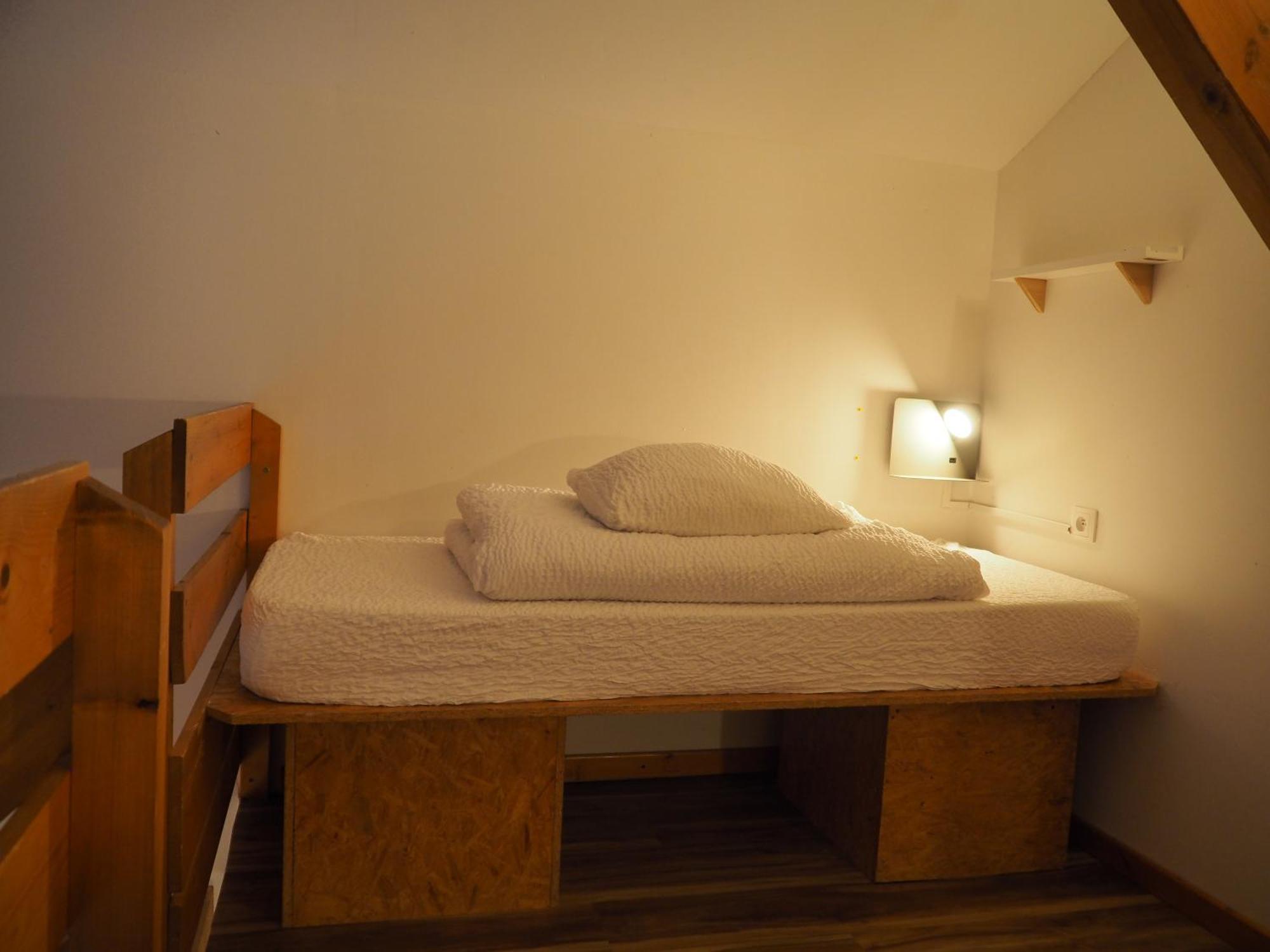 Auberge De Jeunesse Hi Ла-Клюза Екстер'єр фото